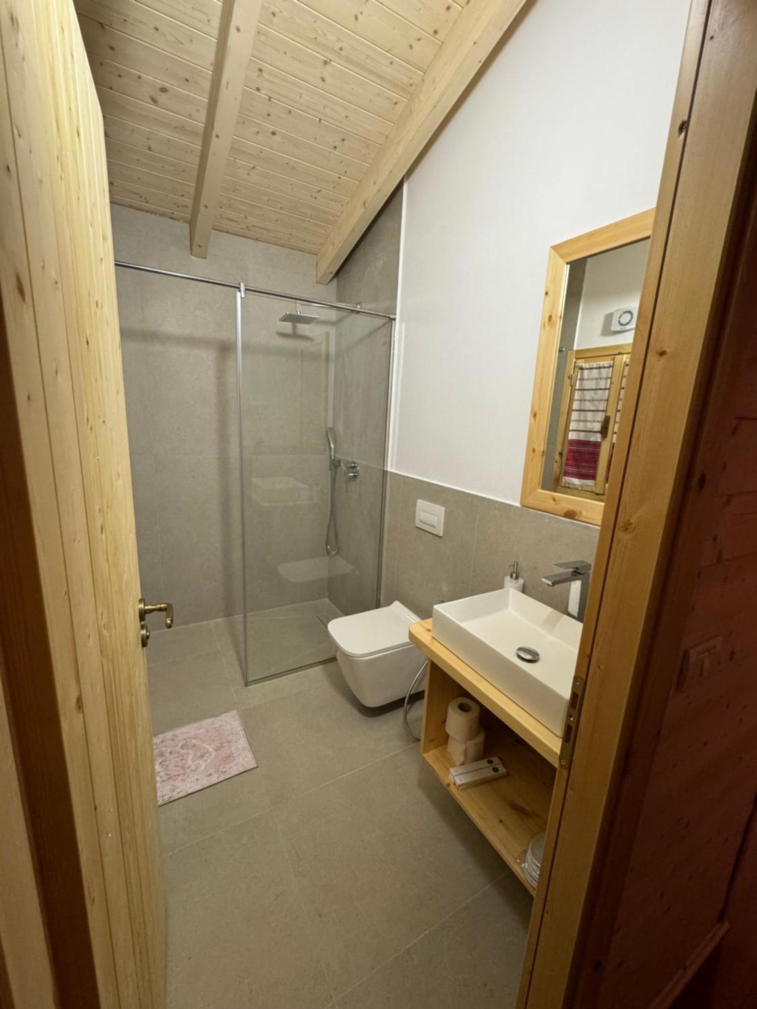 Fishta Guesthouse - Mrizi I Zanave Fishte Buitenkant foto